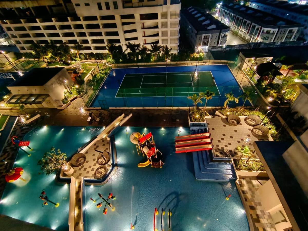 Luxury Couple Suites L Free Netflix L Massage Chair L Bathtub L Wifi 200Mbps L Town Area Bali Residence Malacca Exteriér fotografie